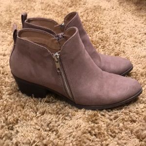 American Eagle Booties